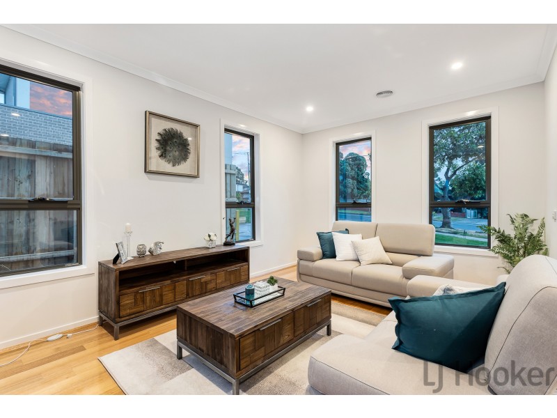 1 and 7/106 Wantirna Road, Ringwood VIC 3134