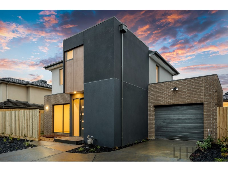 1 and 7/106 Wantirna Road, Ringwood VIC 3134