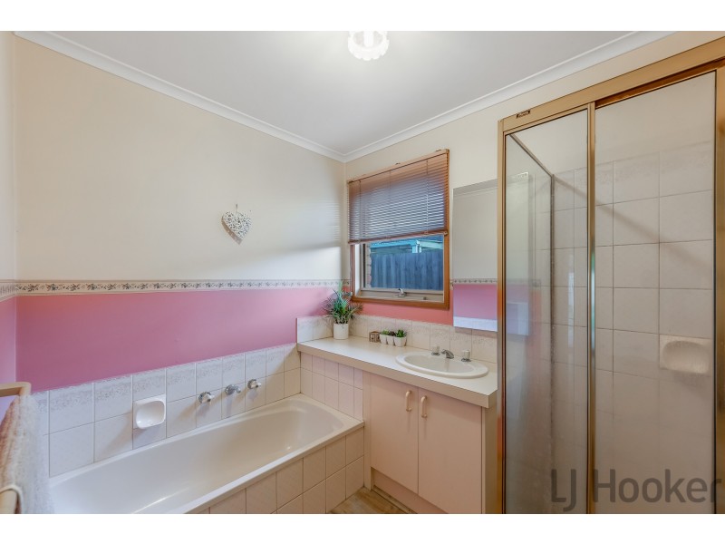 2 Ryan Court, Ferntree Gully VIC 3156