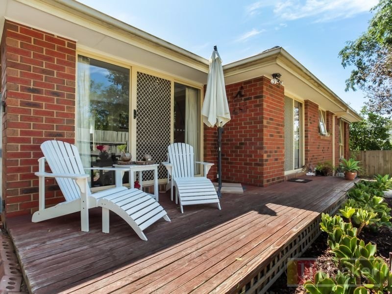 2/118 Station Street, Burwood VIC 3125