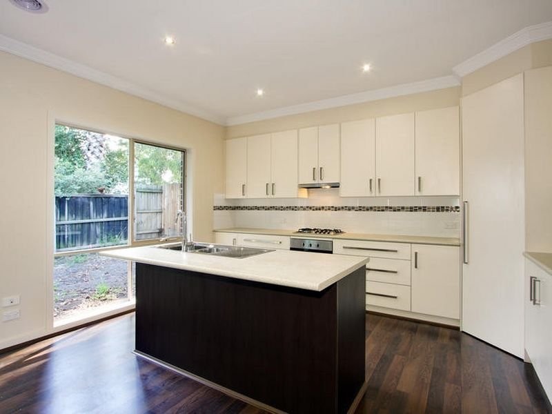 63A Landstrom Quadrant, Kilsyth VIC 3137
