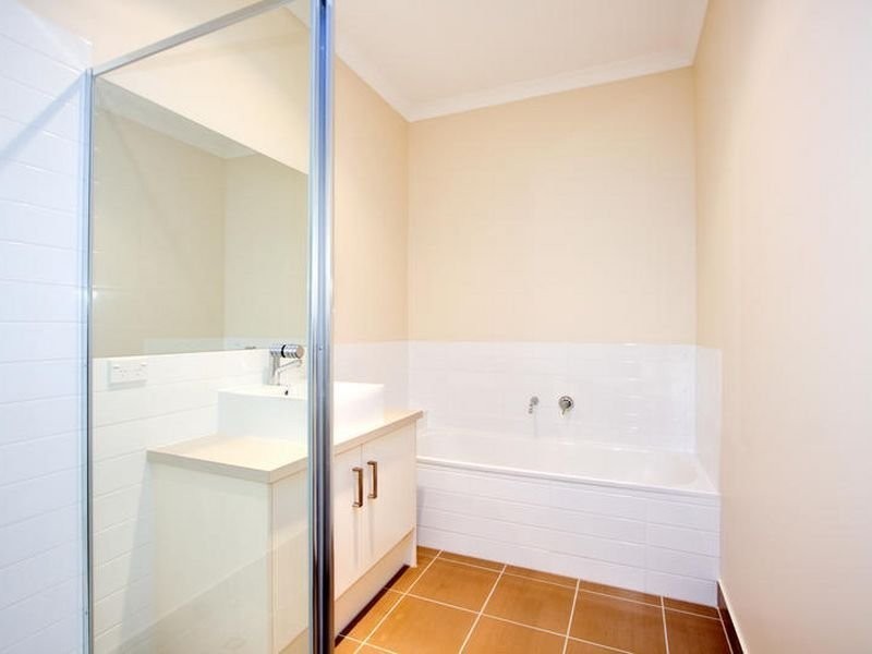 63A Landstrom Quadrant, Kilsyth VIC 3137