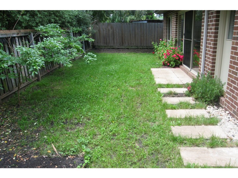 63A Landstrom Quadrant, Kilsyth VIC 3137