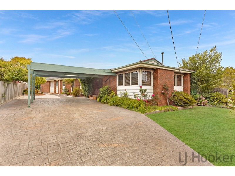 63 Currawa Drive, Boronia VIC 3155