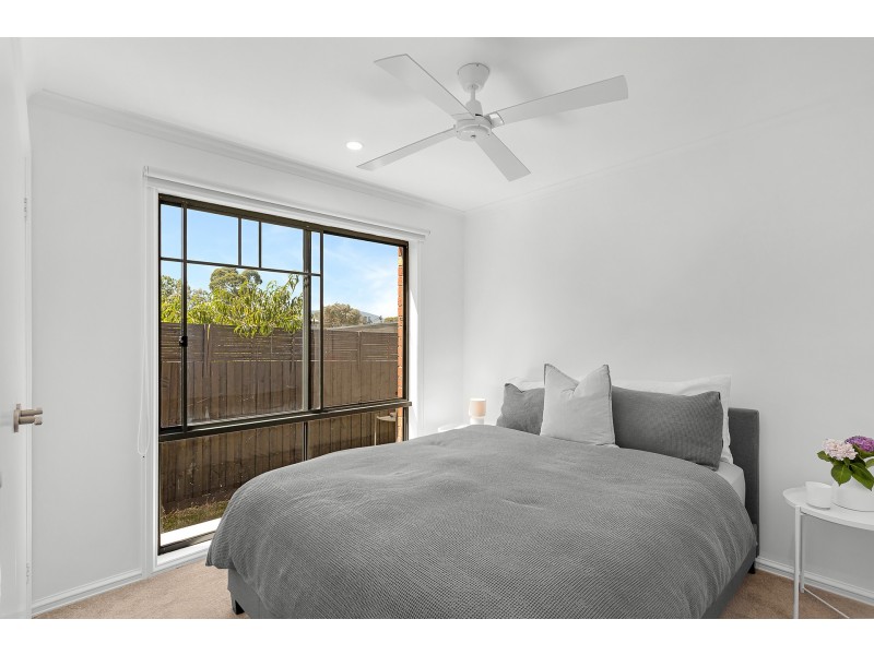 2/22 Kitchener Road, Croydon VIC 3136