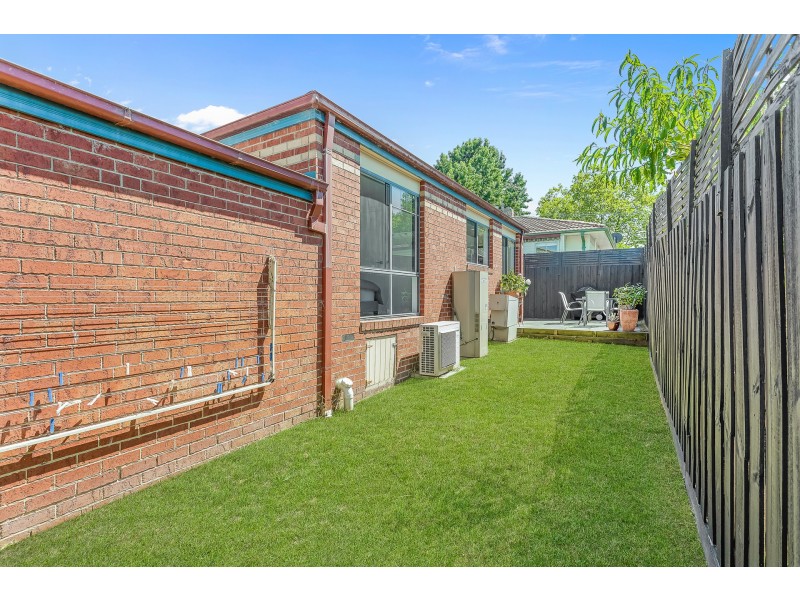2/22 Kitchener Road, Croydon VIC 3136