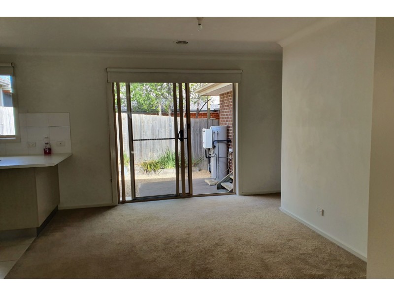 2/20 Tulip Crescent, Boronia VIC 3155