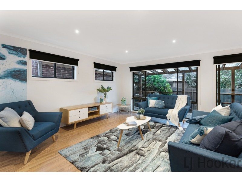 2/17 Farnham Road, Bayswater VIC 3153