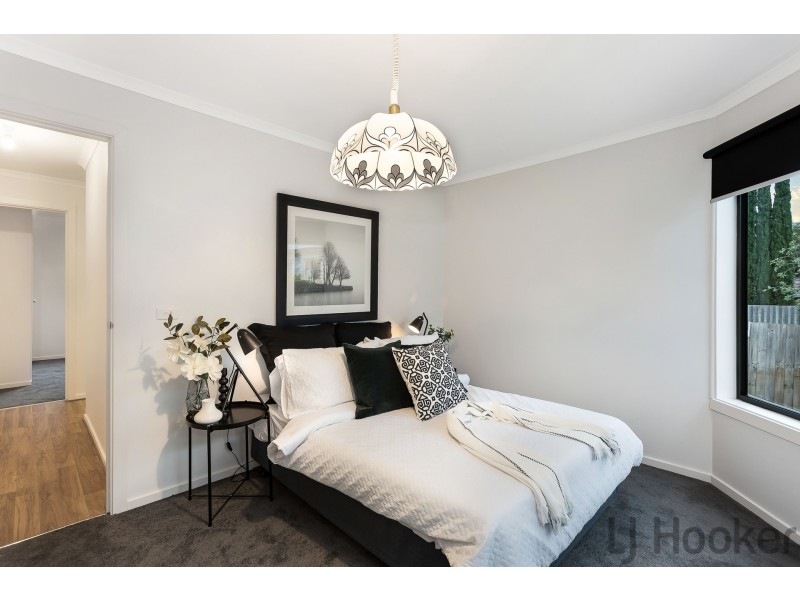2/17 Farnham Road, Bayswater VIC 3153