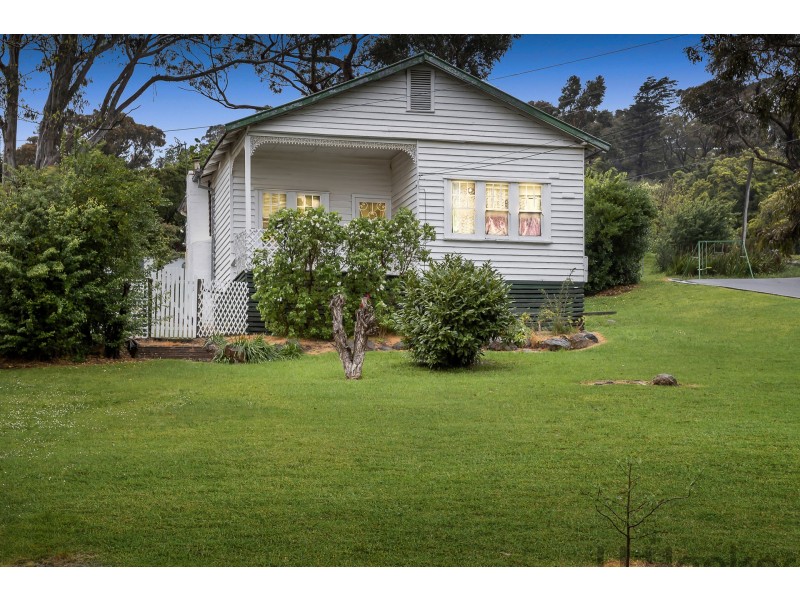 15 Schneider Street, Ferntree Gully VIC 3156