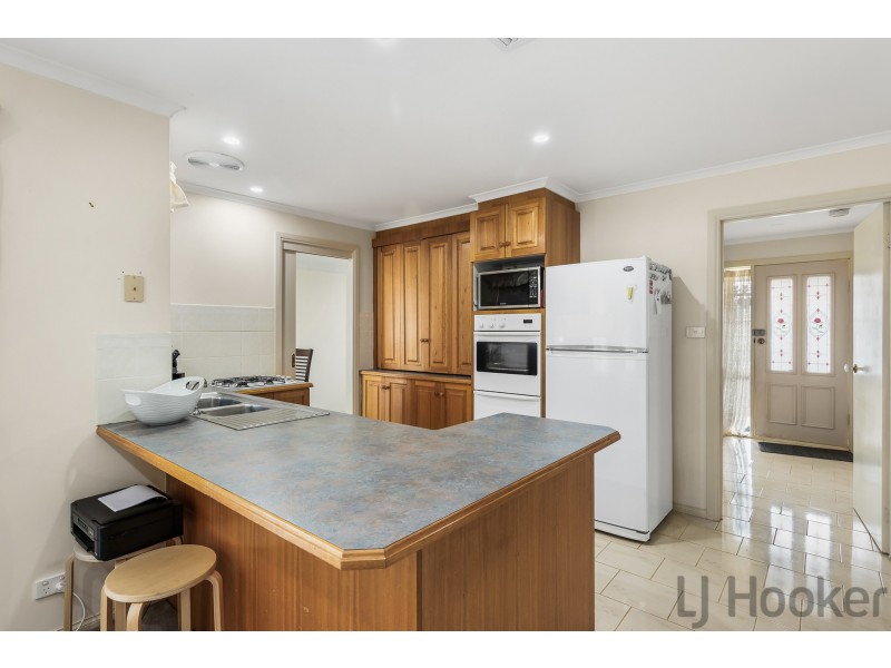 2 Hope Court, Ferntree Gully VIC 3156