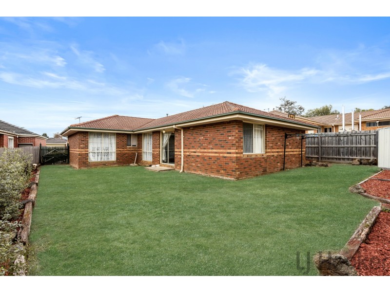 2 Hope Court, Ferntree Gully VIC 3156