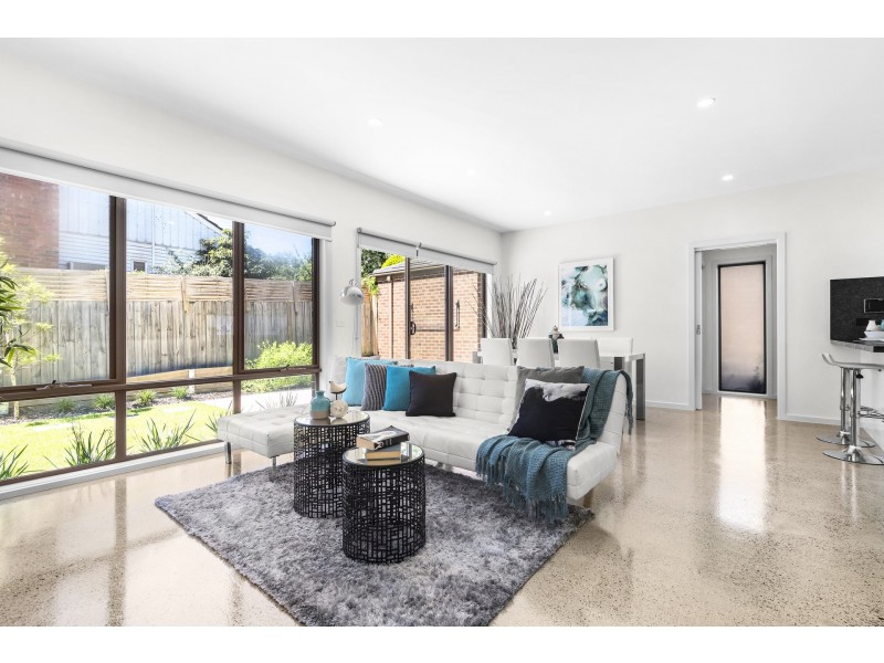 7 Dublin Road, Ringwood East VIC 3135