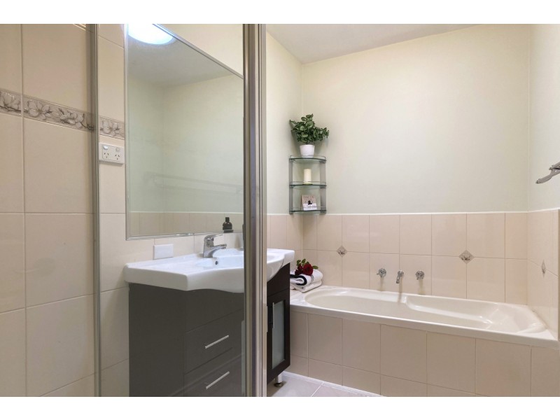 12A Gardenia Street, Croydon South VIC 3136