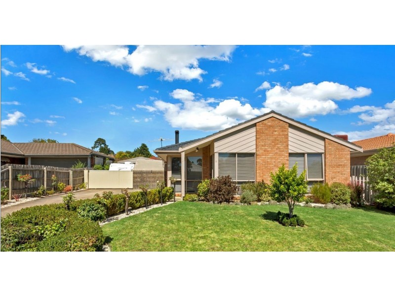 11 Archibald Avenue, Narre Warren VIC 3805