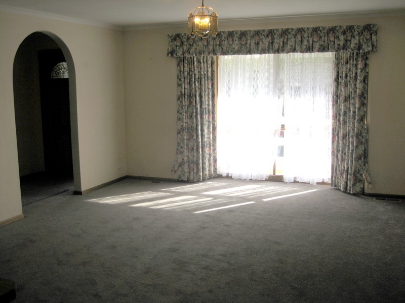 68 Tulip Cresent, Boronia VIC 3155