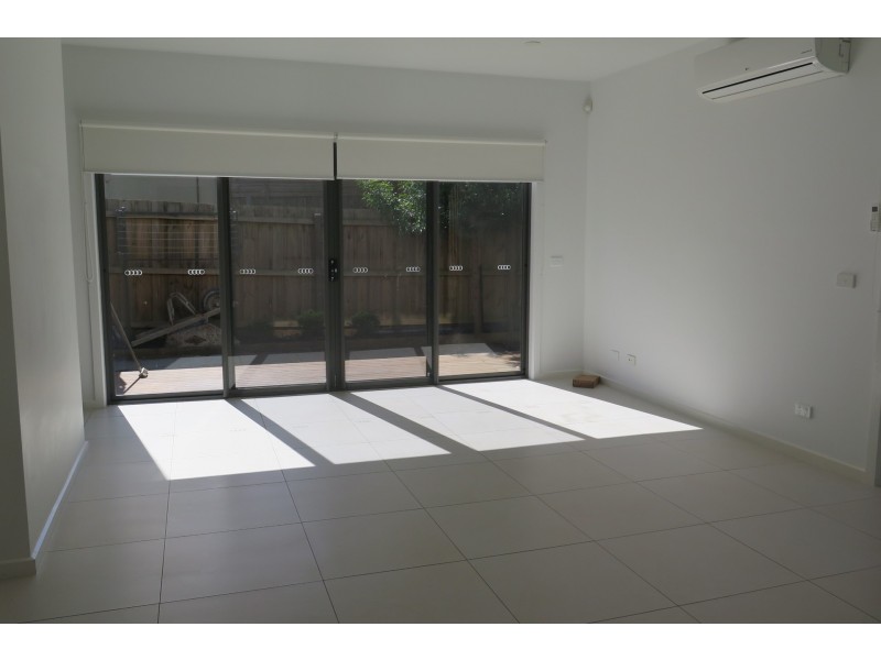 7/2 Floriston Road, Boronia VIC 3155