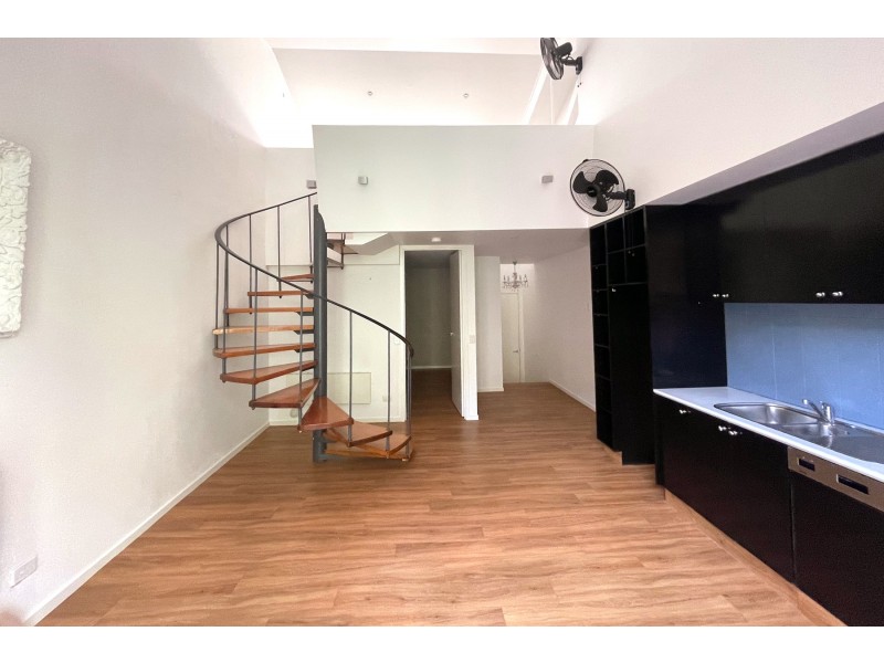 15/6 Anthony Street, Melbourne VIC 3000