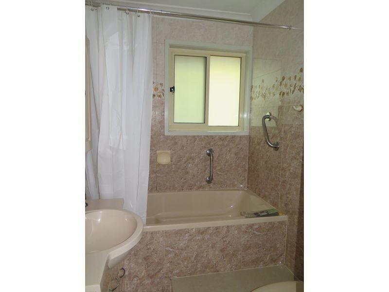 8A Anne Road, Knoxfield VIC 3180