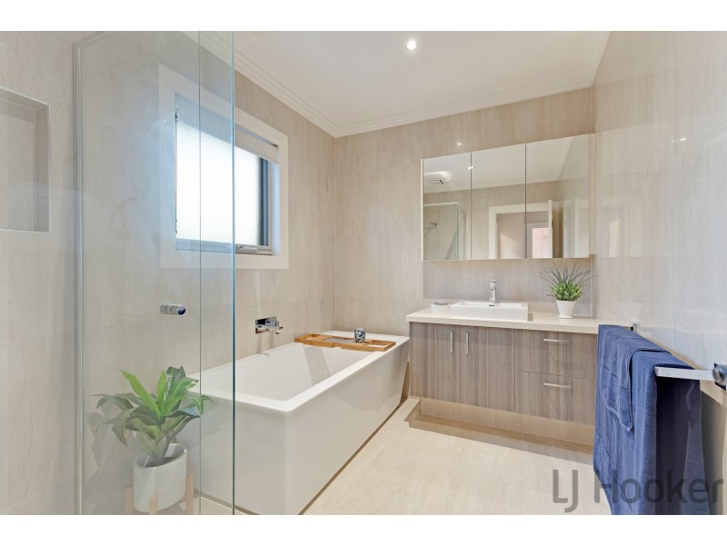 2/17 Leonard Street, Ringwood VIC 3134