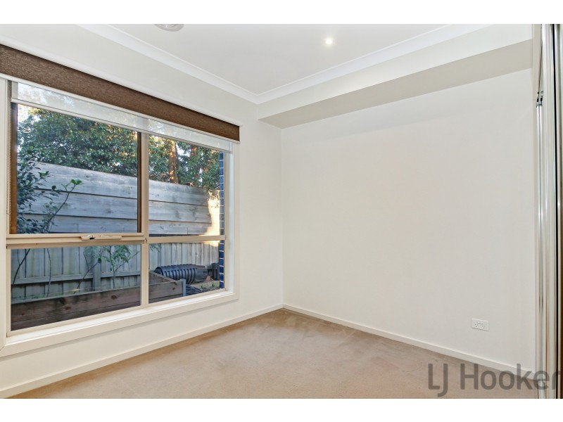2/40 Allister Close, Knoxfield VIC 3180