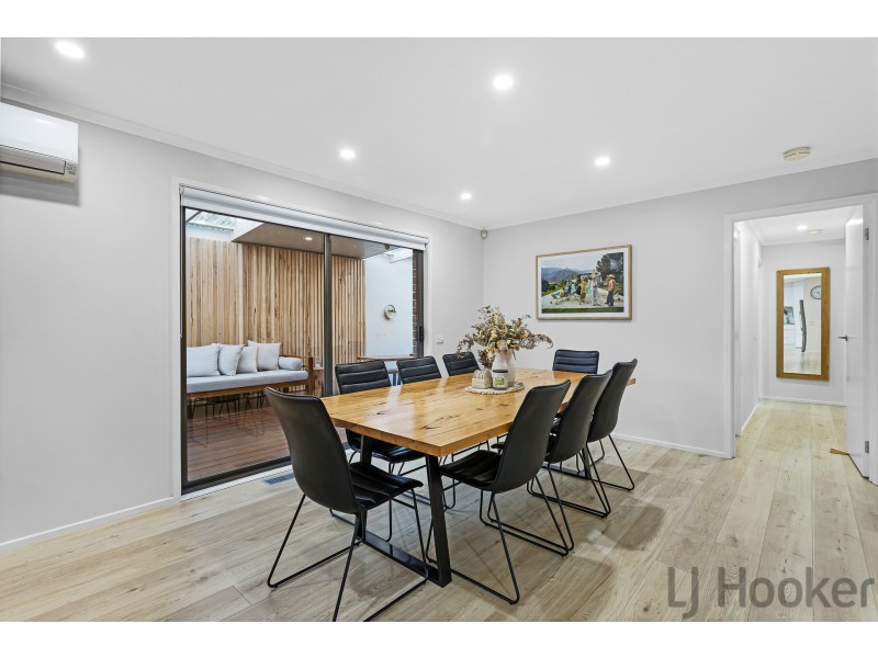 5 Manifold Court, Croydon South VIC 3136