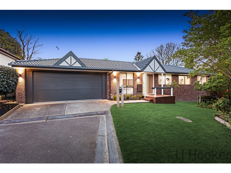 5 Manifold Court, Croydon South VIC 3136