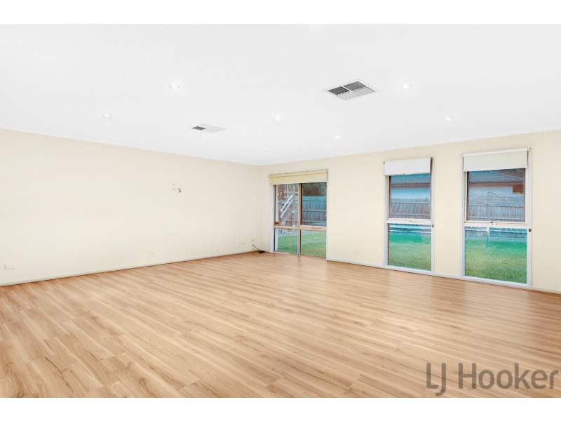 48 Lancaster Road, Mooroolbark VIC 3138