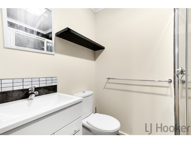 48 Lancaster Road, Mooroolbark VIC 3138