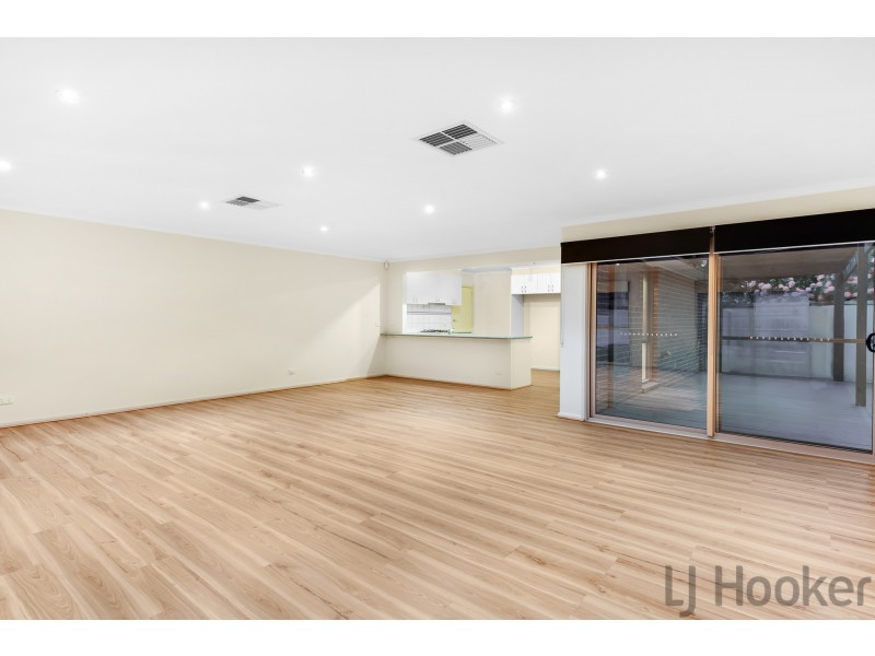 48 Lancaster Road, Mooroolbark VIC 3138