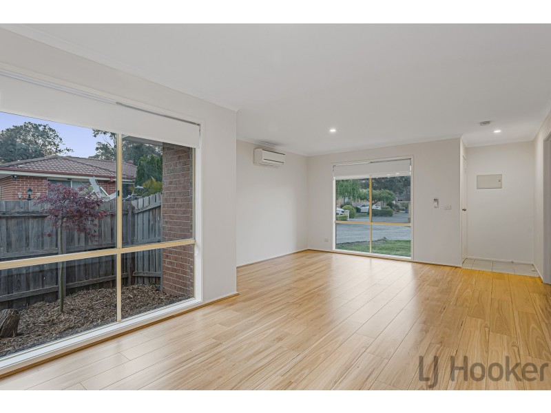 21 Grierson Drive, Kilsyth VIC 3137