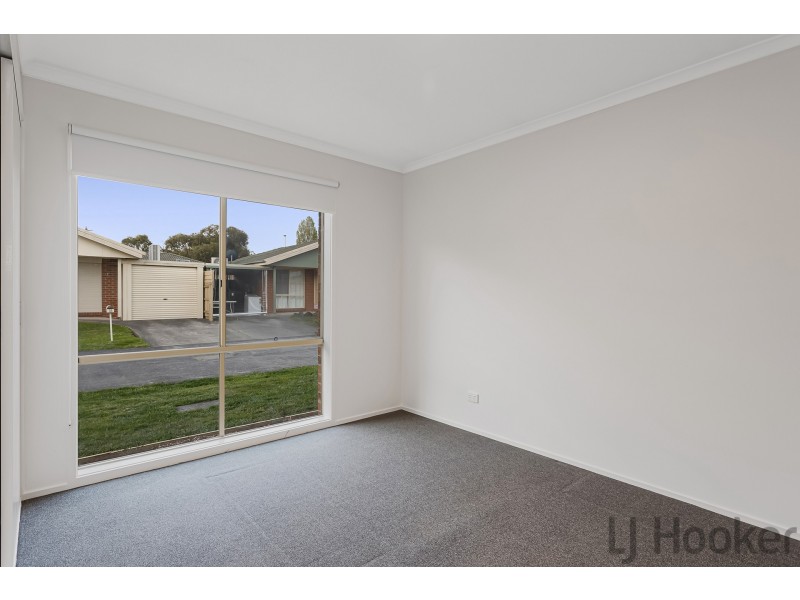 21 Grierson Drive, Kilsyth VIC 3137