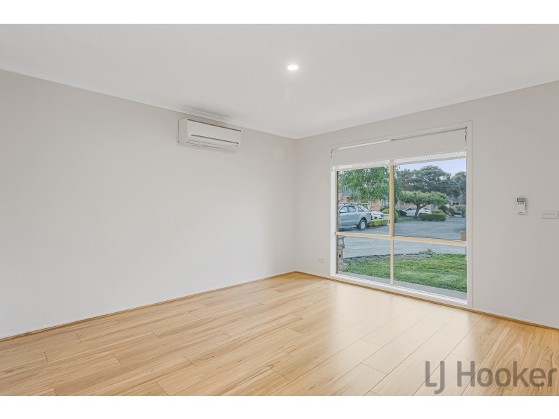 21 Grierson Drive, Kilsyth VIC 3137