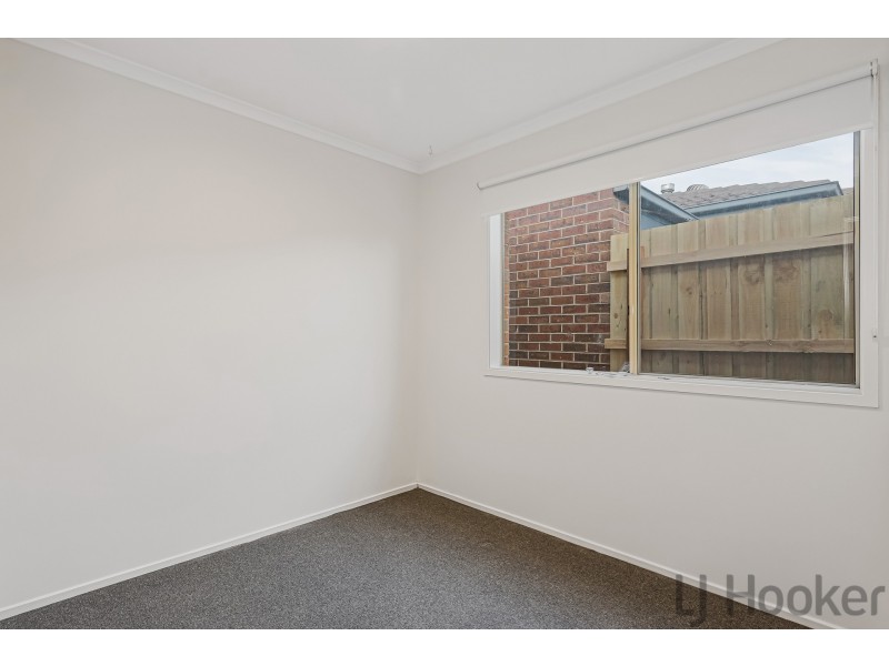 21 Grierson Drive, Kilsyth VIC 3137