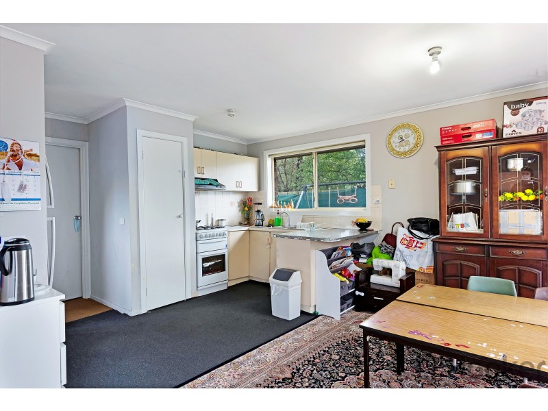 2/2 Bluegum Court, Narre Warren VIC 3805