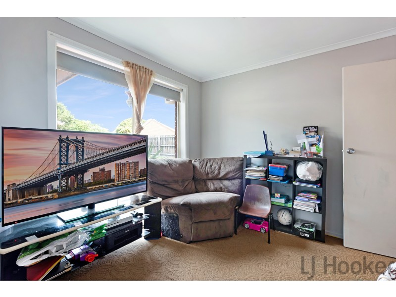 2/2 Bluegum Court, Narre Warren VIC 3805