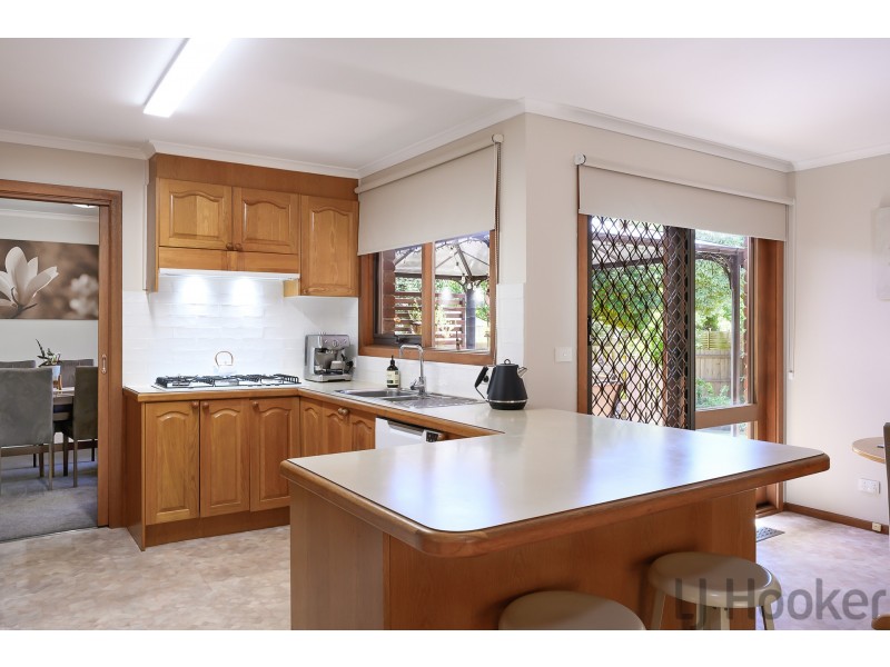 35 Murray Crescent, Rowville VIC 3178