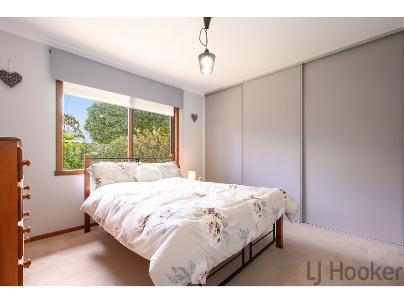 35 Murray Crescent, Rowville VIC 3178