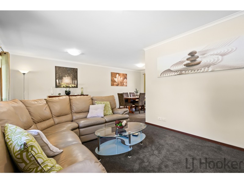 35 Murray Crescent, Rowville VIC 3178