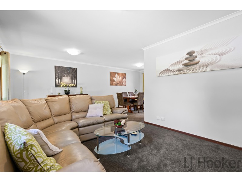 35 Murray Crescent, Rowville VIC 3178