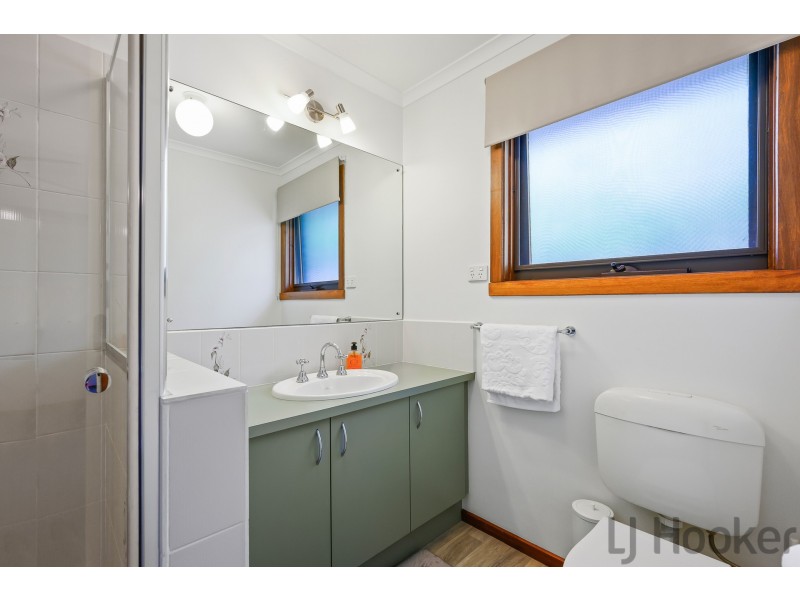 35 Murray Crescent, Rowville VIC 3178