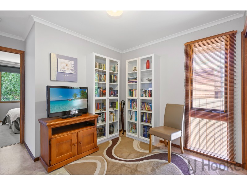 35 Murray Crescent, Rowville VIC 3178