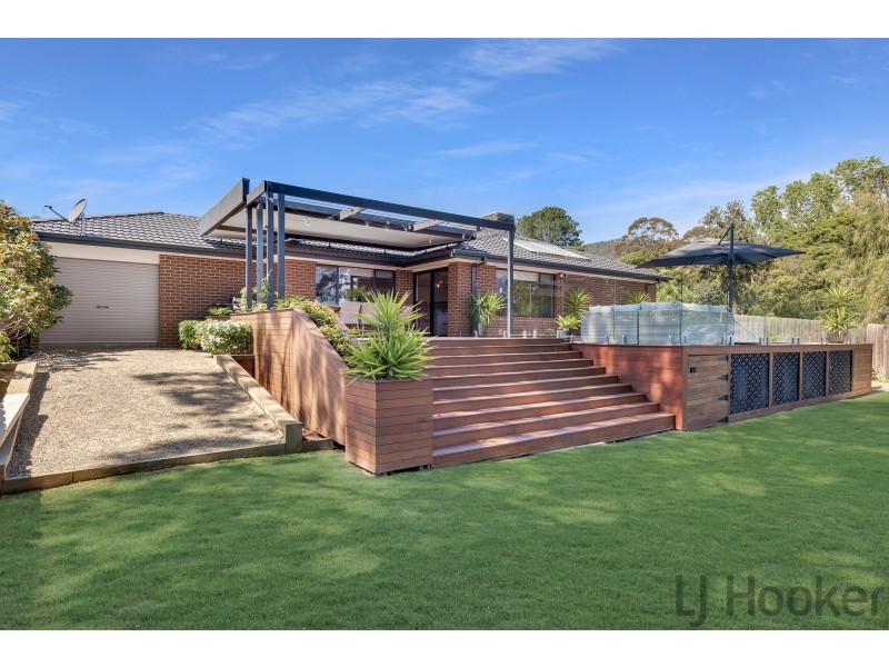 2/8 Augusta Road, The Basin VIC 3154