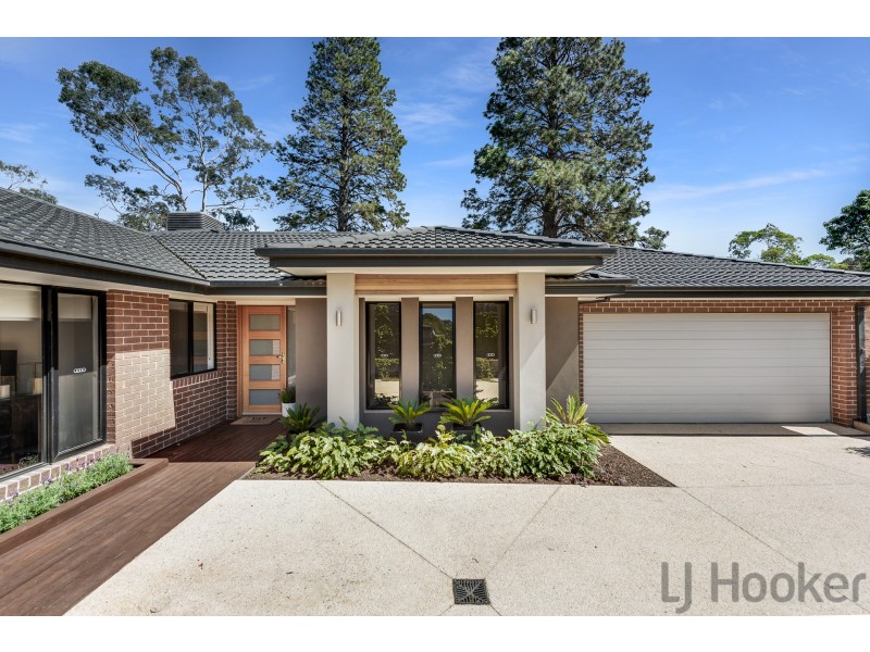 2/8 Augusta Road, The Basin VIC 3154