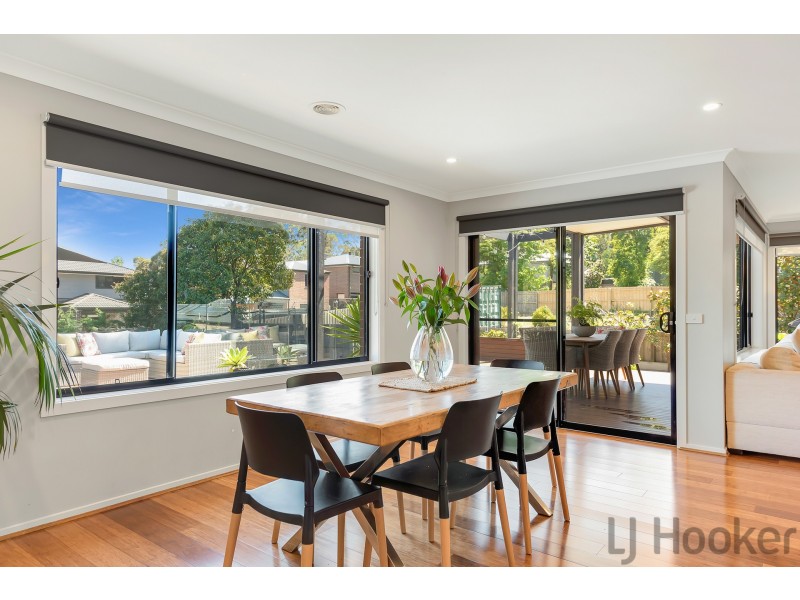 2/8 Augusta Road, The Basin VIC 3154