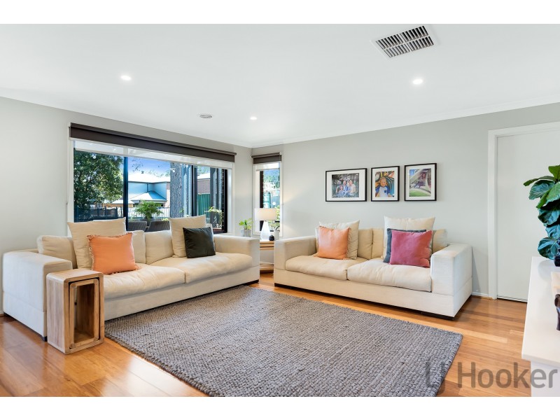 2/8 Augusta Road, The Basin VIC 3154