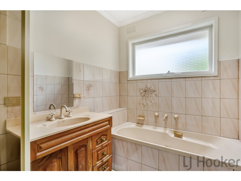 112 Kanooka Road, Boronia VIC 3155