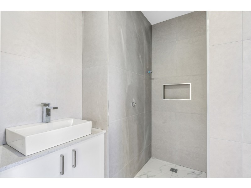 2/27 Aubrey Grove, Boronia VIC 3155