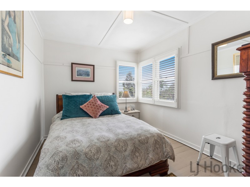 6 View Road, The Basin VIC 3154