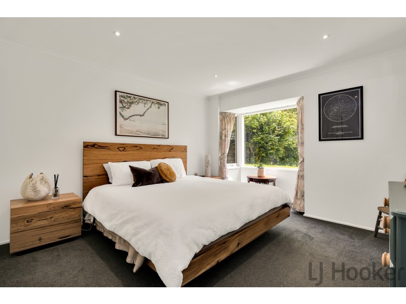 9 Yvonne Road, Mount Dandenong VIC 3767